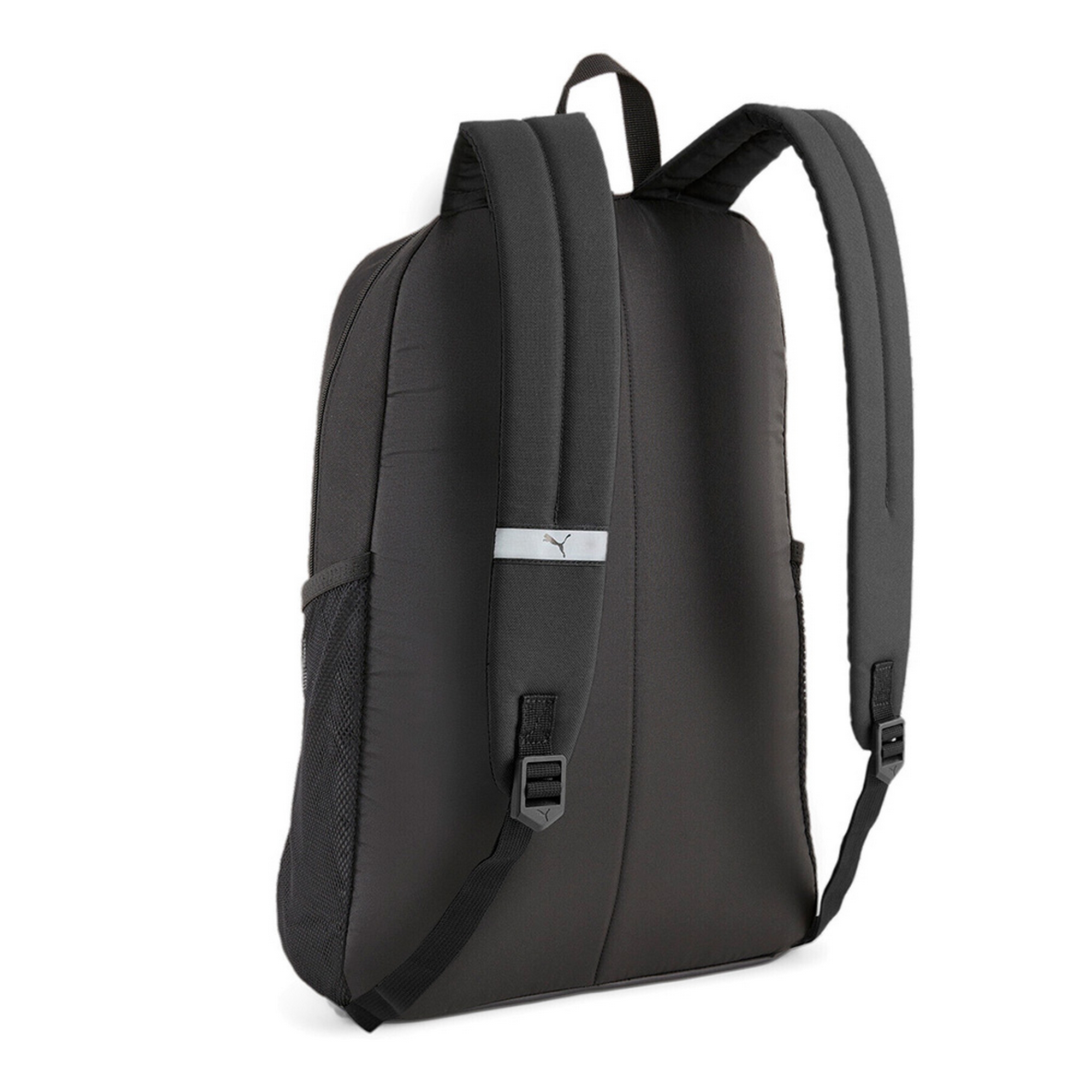 Рюкзак спортивный 47x32x14см, 21л Puma Plus Backpack 09034601 Черный 2000_2000