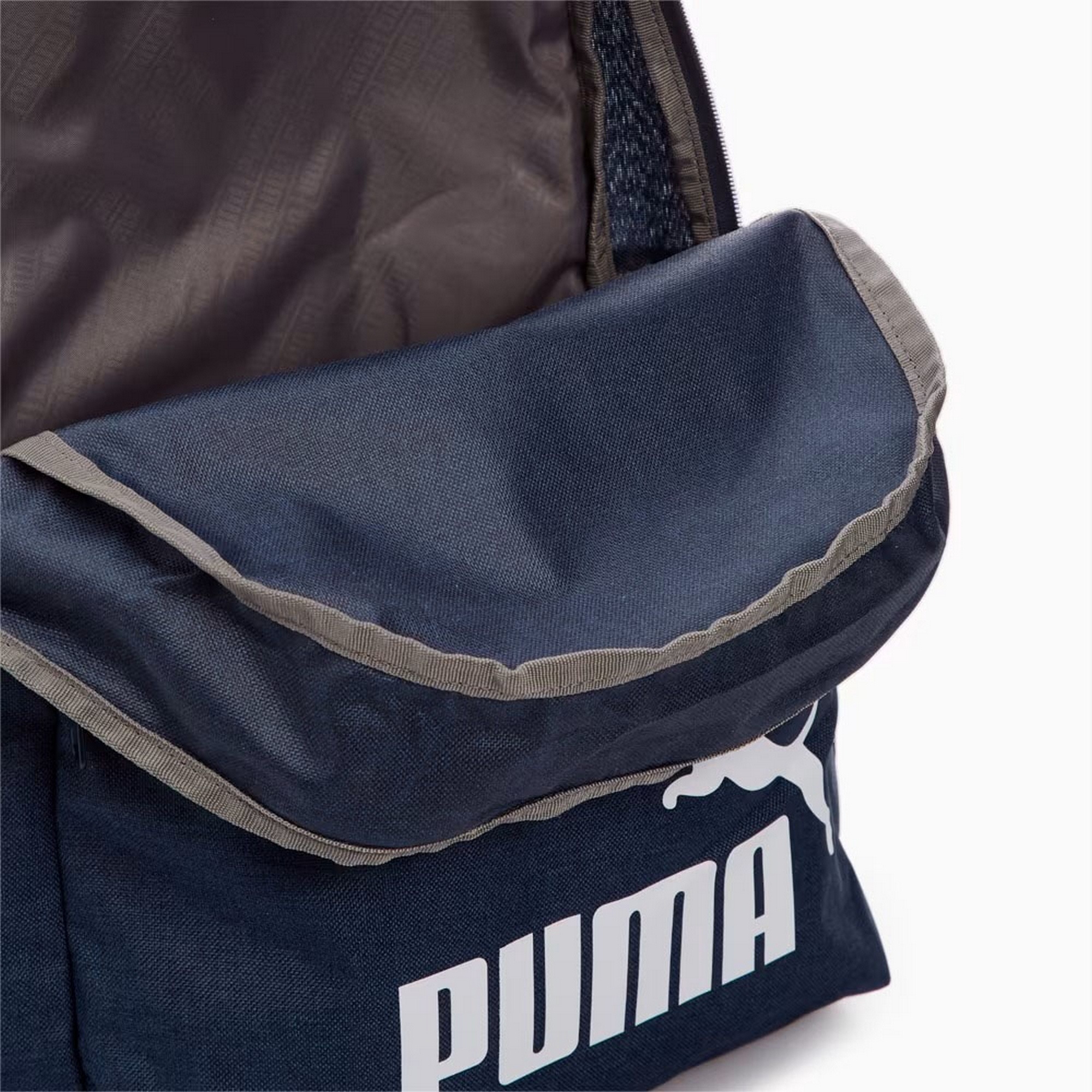 Рюкзак 41x28x14см, 22л Puma Phase Backpack III 09011804 Синий 2000_2000