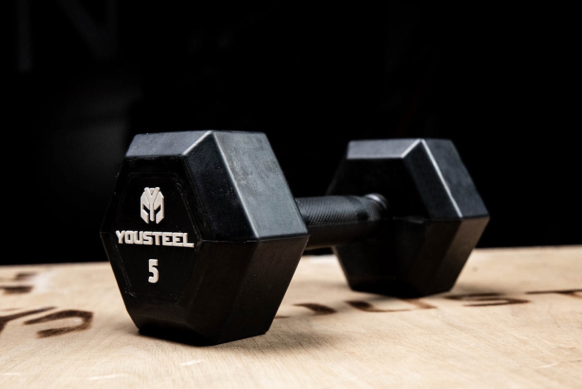 Гантель обрезиненная YouSteel HEX DB 35 кг 1197_800